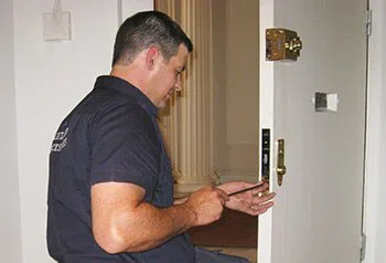 Little Village Locksmith Store Cibolo, TX 210-617-3956 - locks-change-6